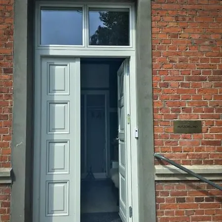 Rotzowlund B&B 그레나