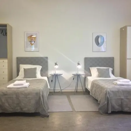 Rotzowlund Bed and Breakfast 4*