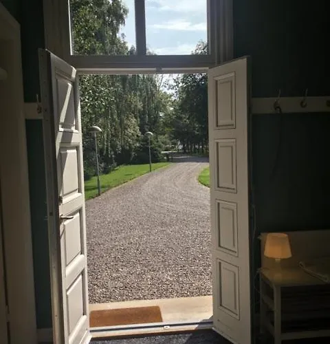 Bed and breakfast Rotzowlund 4*